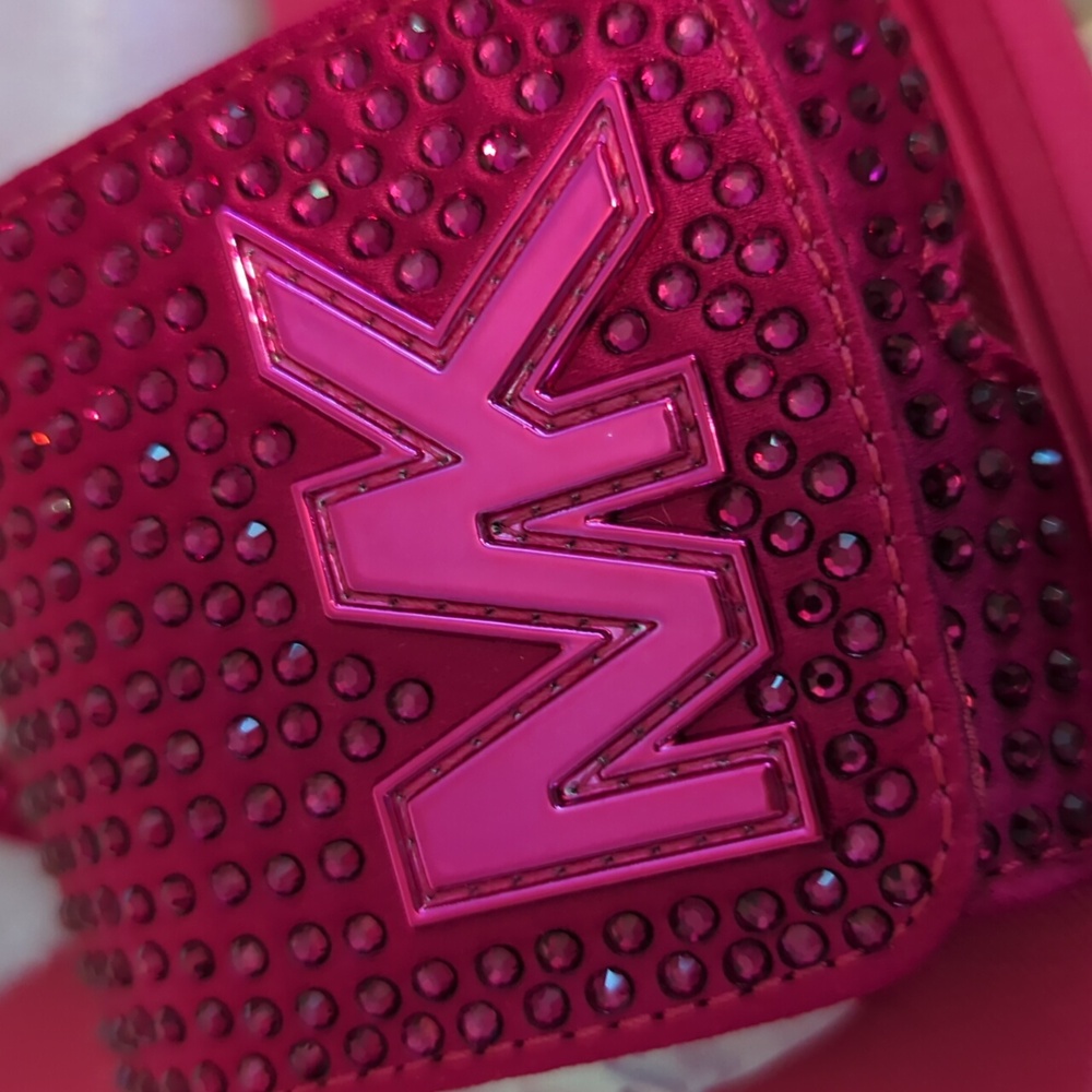 Michael Kors 7 NIB Slides BRIGHT Pink - Picture 3 of 8